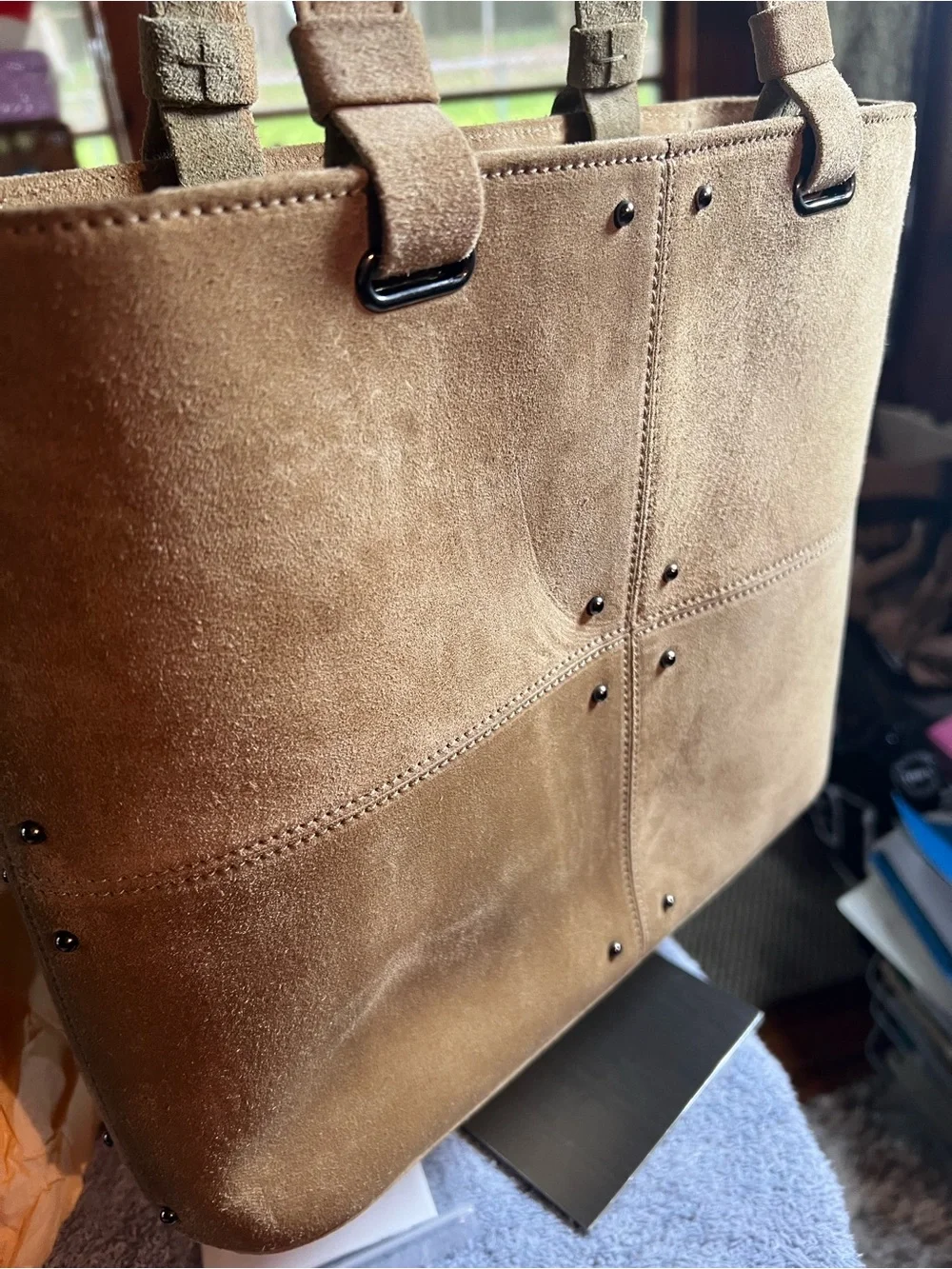 Tod's Tan Suede Tote Bag with Stud Detail - Picture 3 of 4